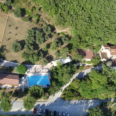 Вилла Agriturismo Le Francesche Ночера-Умбра Экстерьер фото