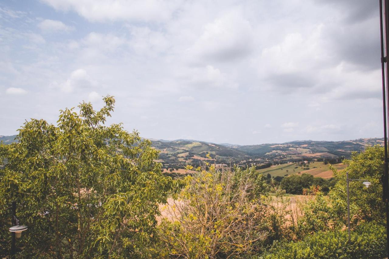 Вилла Agriturismo Le Francesche Ночера-Умбра Экстерьер фото